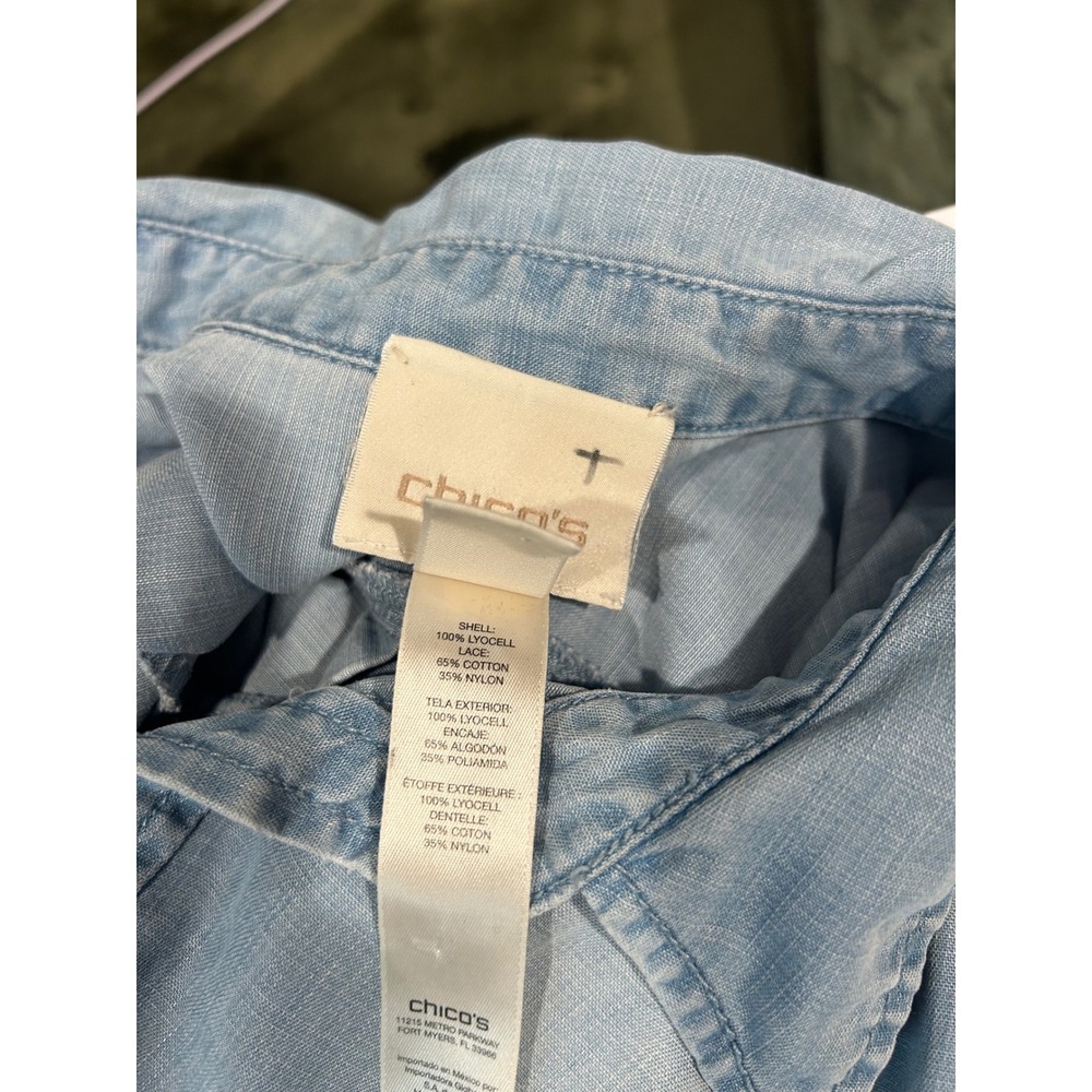 Chicos Blue Lyocell Chambray Shirt Side Zipper Lace Inset Roll Tab Sleeve Size 2 - Picture 6 of 6